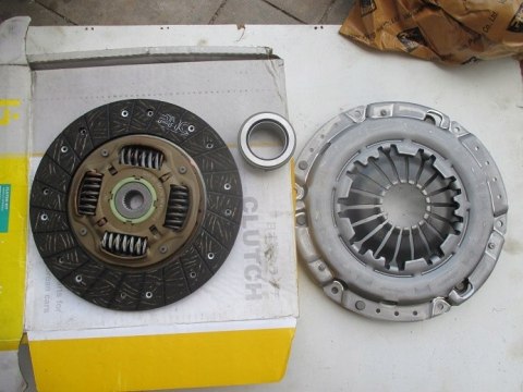 Daewoo nubira leganza 2,0 sprzeglo