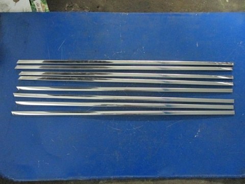 Fiat 125p listwa szyby drzwi