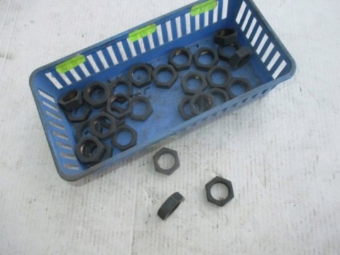 Fiat 125p nakretka mechanizmu wycieraczek