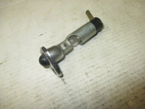 Fiat 125p polonez lampa lampka oswietlenia schowka