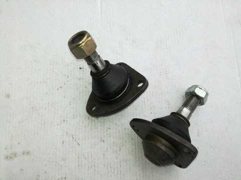 Fiat 125p polonez sworzen przegub wahacza gorny