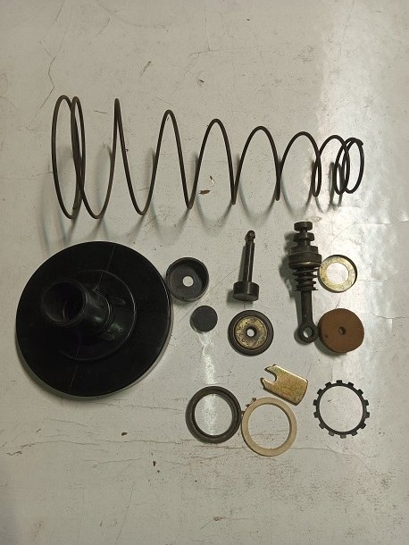 Fiat 125p polonez zuk zestaw naprawczy serwa hamulcowego