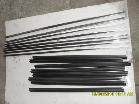 Fiat 125p uszczelka zgarniacz szyby drzwi