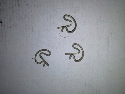 Fiat 125p zabezpieczenie wybieraka skrzyni biegow