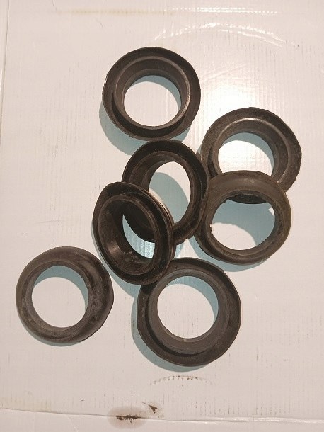 Fiat 126p EL uszczelka przewodu rury wlewu paliwa