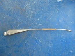 Fiat 126p ramie wycieraczek