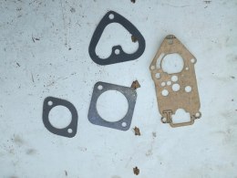 Fiat 126p uszczelki gaznika