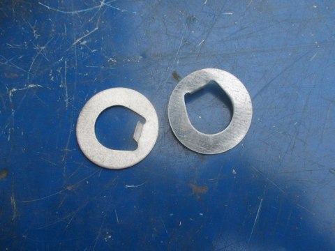 Fiat 126p zabezpieczenie kola pasowego walu