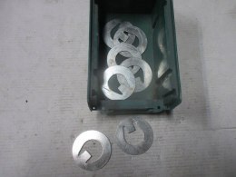 Fiat 126p zabezpieczenie kola pasowego walu