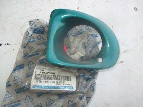 Matiz ramka halogena prawa