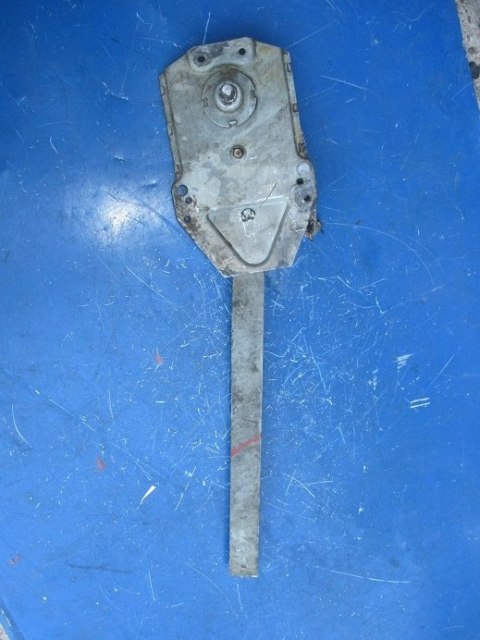 Skoda 100s podnosnik szyby mechanizm