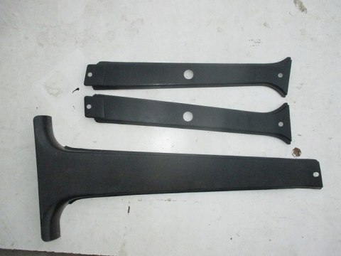 Skoda 105/120 nakladka listwa slupka