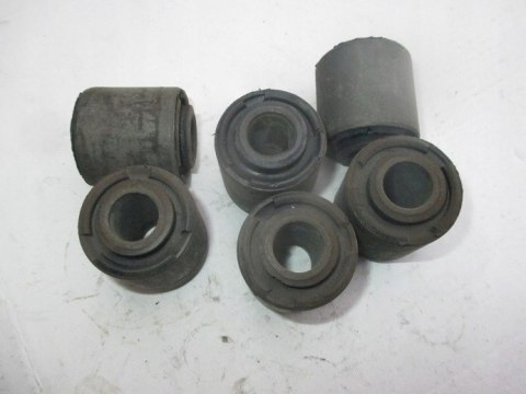 Daewoo nubira tuleja zwrotnicy tylnej