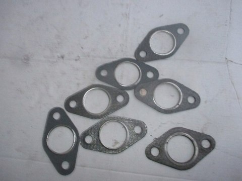 FIAT CINQUECENTO 700 - USZCZELKA RURY TlUMIKA