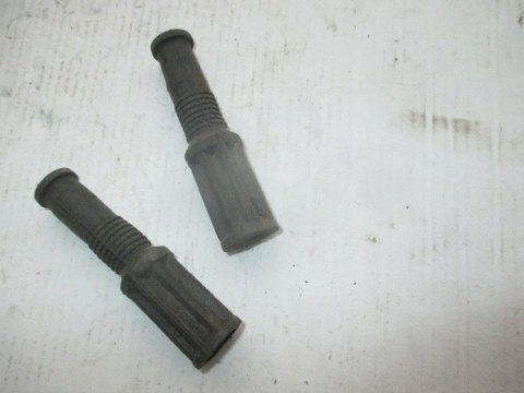 Fiat 125p 126 polonez oslonka przewodow zaplonowych 2szt