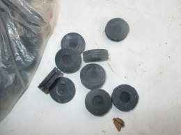 Fiat 125p 126p polonez przelotka gumowa