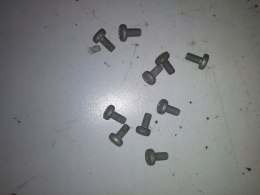 Fiat 125p 126p polonez sruba wkret M6x20 10szt.