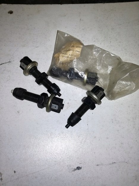 Fiat 125p 126p zuk polonez czujnik automat stop