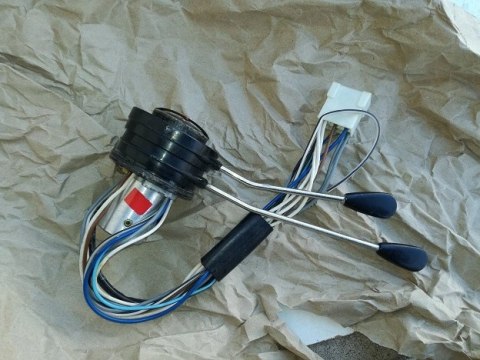 Fiat 125p 1300 przelacznik swiatel kierunkowskazow