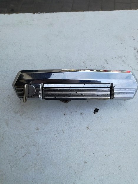 Fiat 125p klamka drzwi prawa