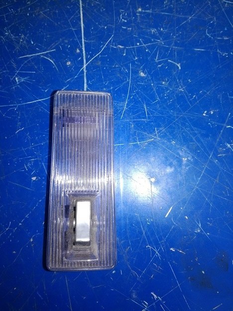 Fiat 125p lampka oswietlenia wnetrza