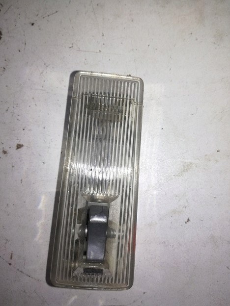 Fiat 125p lampka oswietlenia wnetrza