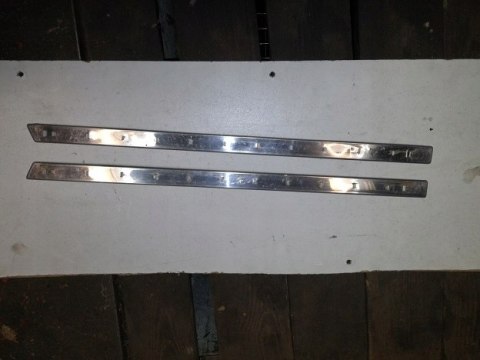 Fiat 125p listwa drzwi 2szt