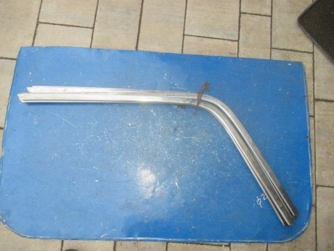Fiat 125p listwa ramki drzwi tylne lewe