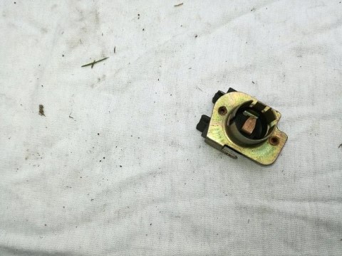 Fiat 125p oprawka zarowki lampy