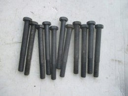 Fiat 125p polonez sruba glowicy 11szt