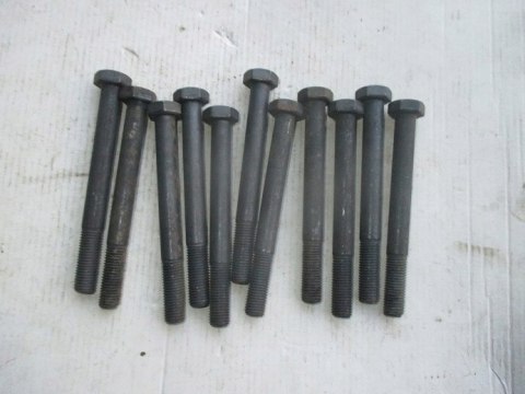 Fiat 125p polonez sruba glowicy 11szt