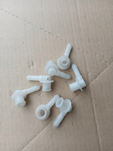 Fiat 125p polonez zlacze krociec pompy hamulcowej M8