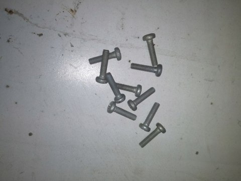 Fiat 125p sruba wkret podlokietnika M6x30 10szt.