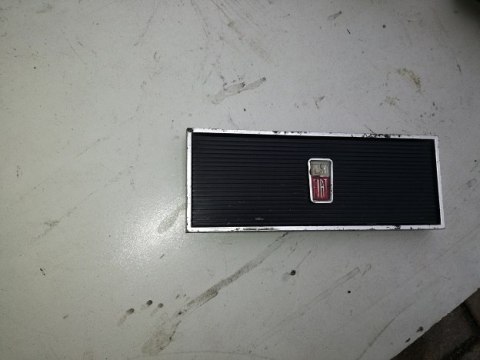 Fiat 125p zaslepka radia