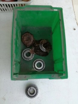 Fiat 126p FL lozysko kola CBK257