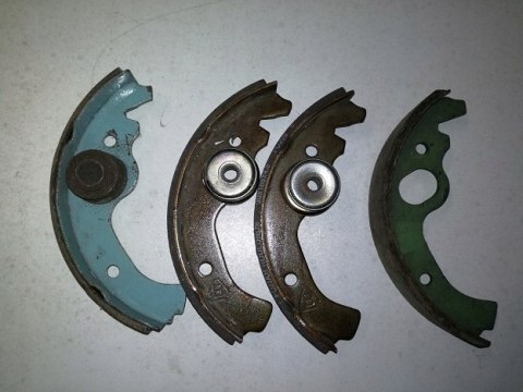 Fiat 126p STD szczeki hamulcowe