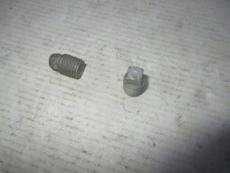 Fiat 126p korek oleju przekladni kierowniczej