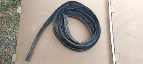 Fiat 126p uszczelka bagaznika oryginalna nowa