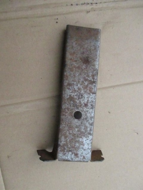 Fiat 126p wspornik podlogi bagaznika