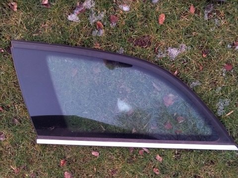 Opel vectra c kombi szyba lewa