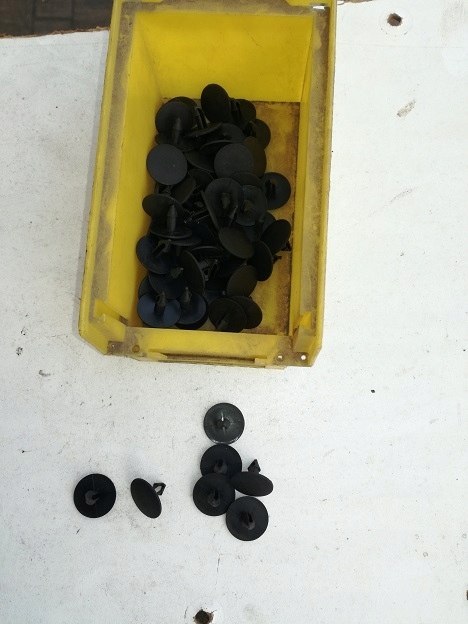 Polonez borewicz spinka wygluszenia maski 33szt.