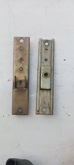 Polonez caro mechanizm regulacji pasow bezpieczenstwa 2szt