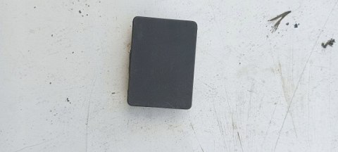 Polonez caro plus zaslepka podszybia srodkowa