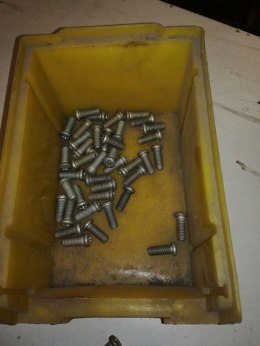 Polonez fiat 125p sruba wkret M8 mocowania fotela