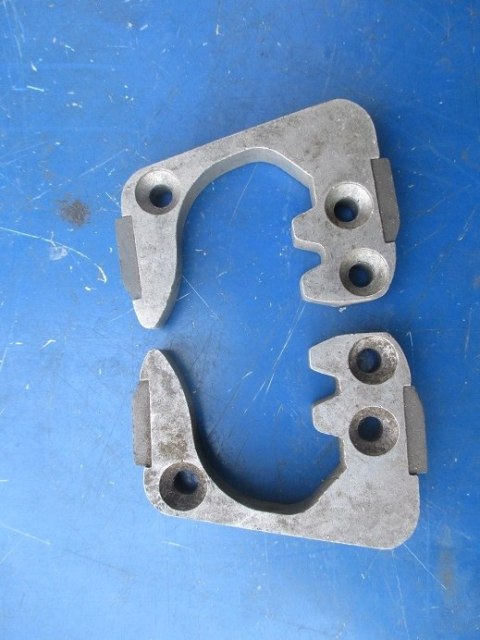 Trabant 600 601 rygiel zaczep zamka drzwi 2 szt