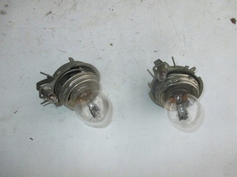 Warszawa nysa zuk oprawka zarowki reflektora 2szt