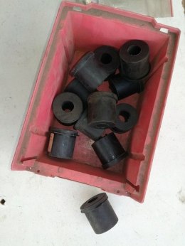 Warszawa nysa zuk polonez truck tuleja resora