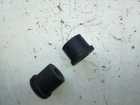 Warszawa nysa zuk polonez truck tuleje resora 2szt