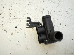 Audi krociec laczni rurka zlacze wody 037121132G