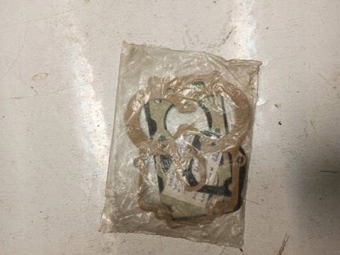 FIAT 125p POLONEZ uszczelki gaznika pompy paliwa
